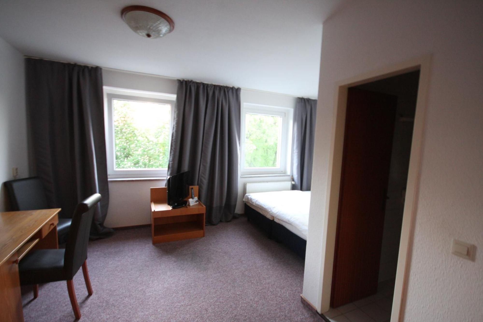 Guest house Sl'otel Budget Bernburg
