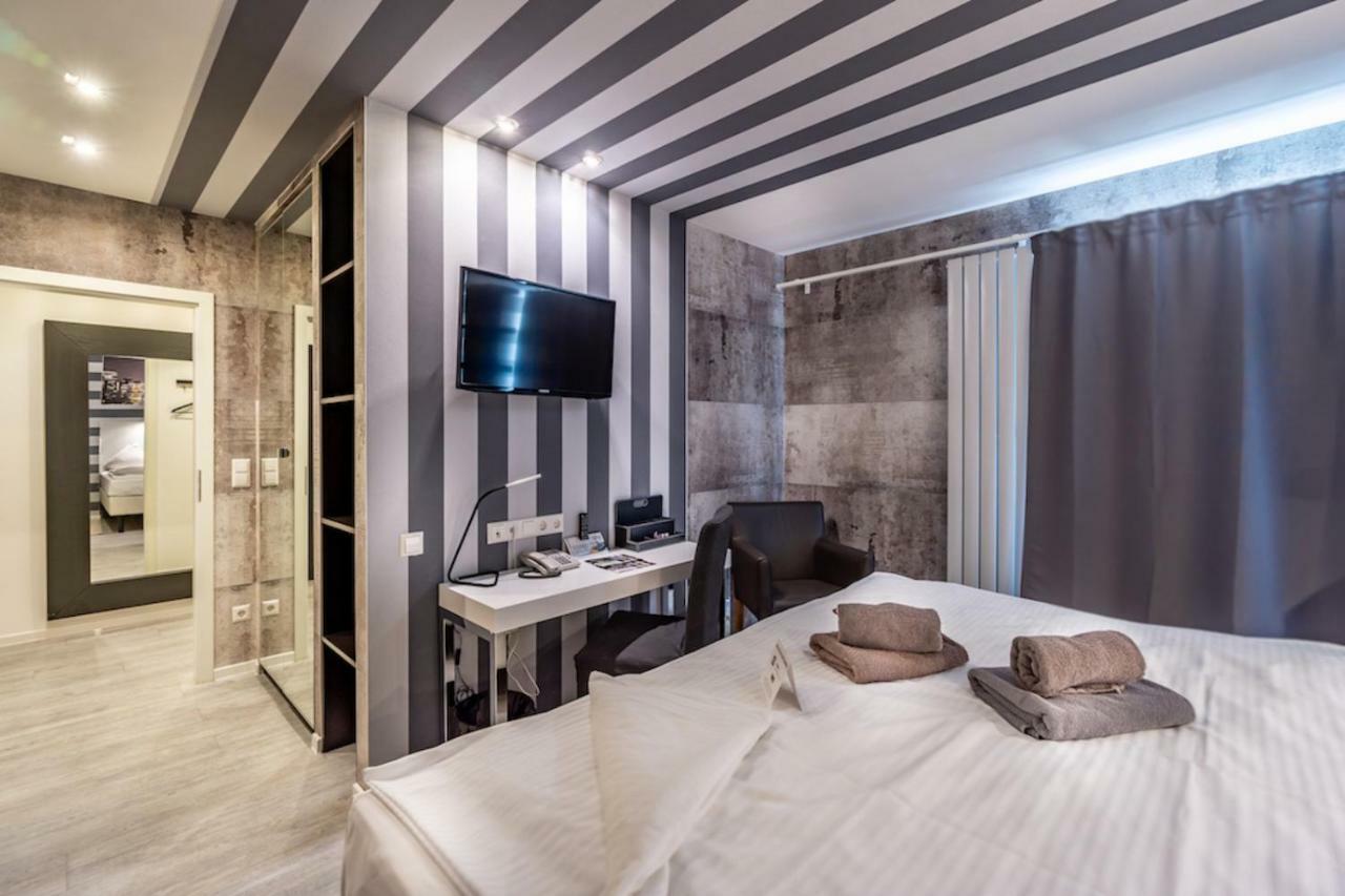 Sl'otel Budget Guest house